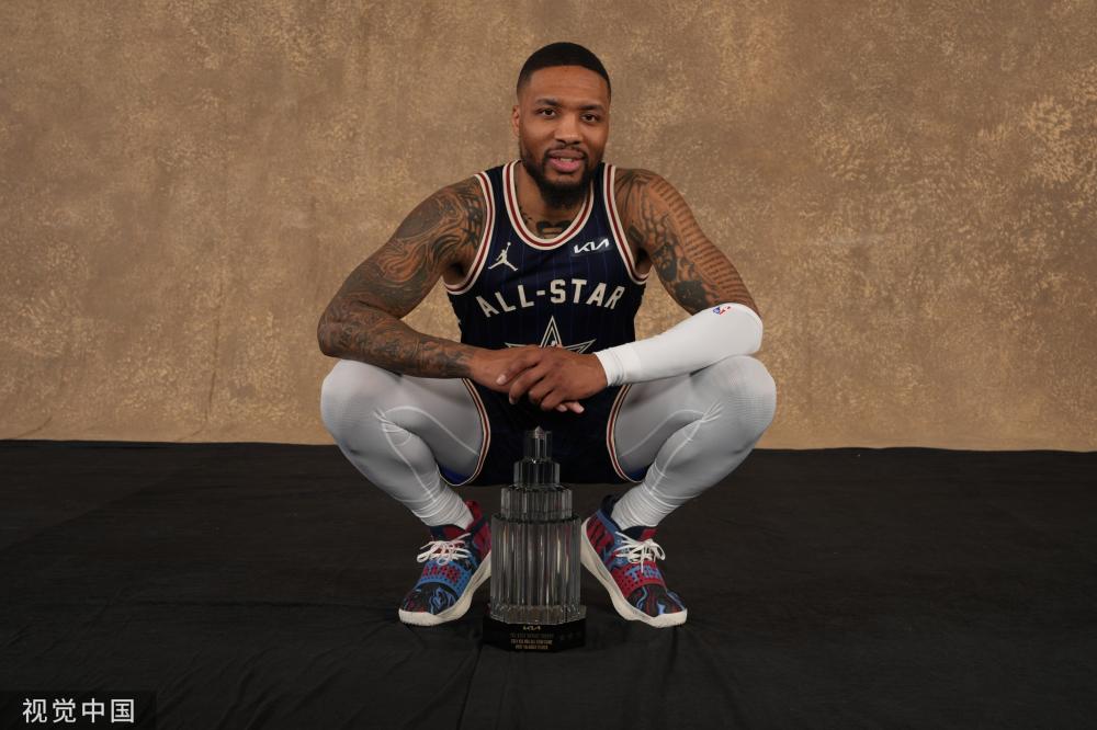 和两名具备 和两名具备