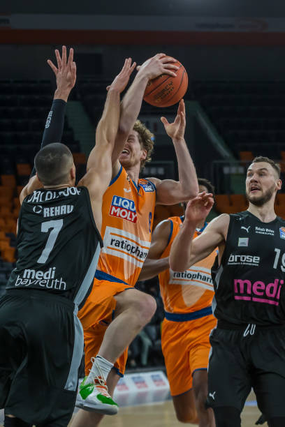 总能让人想 总能让人想